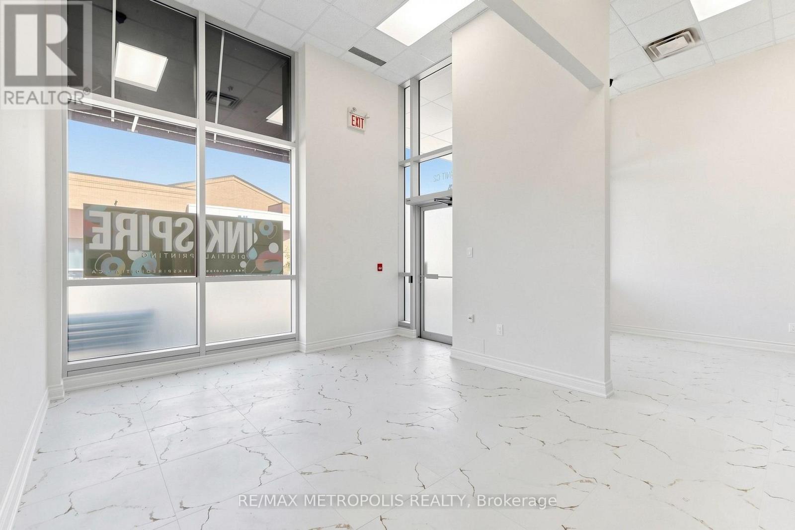 C2 - 802 Southdown Road, Mississauga, Ontario L5J 2Y4 - Photo 7 - W13647792