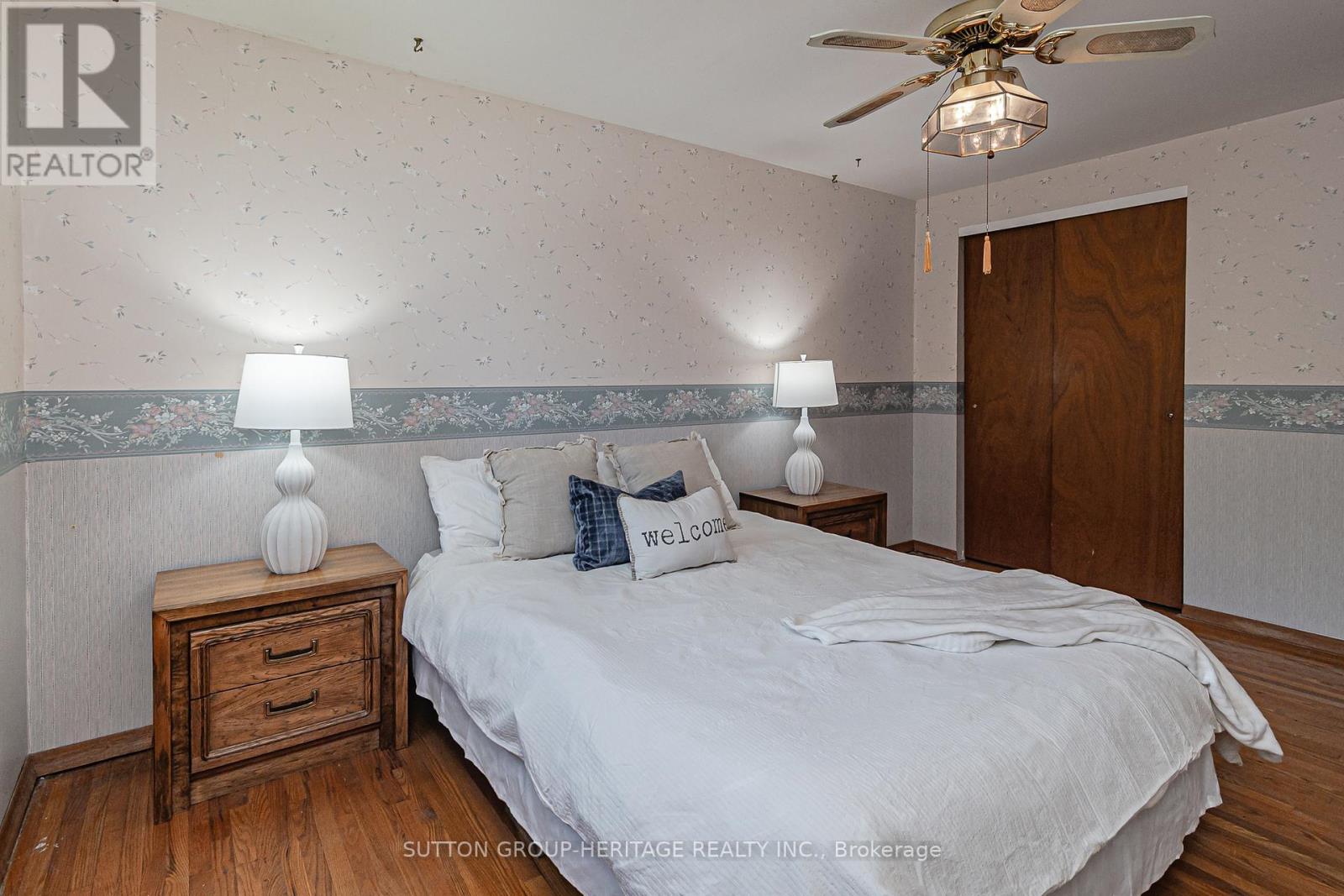 1113 Valley Court, Oshawa, Ontario  L1J 3M4 - Photo 11 - E13572516