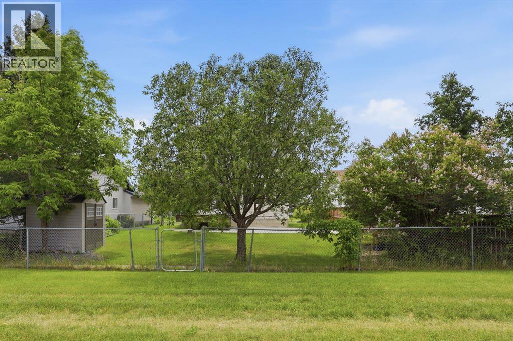 1702 Riverside Drive NW, High River, Alberta  T1V 1W9 - Photo 30 - A2329831