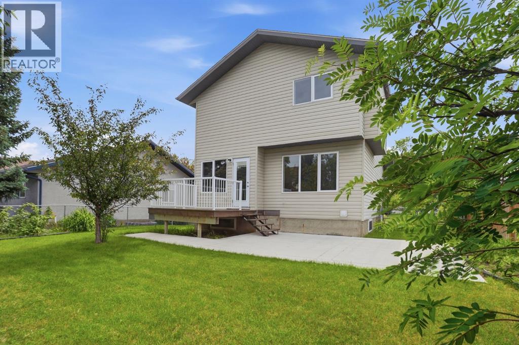 1702 Riverside Drive NW, High River, Alberta  T1V 1W9 - Photo 3 - A2329831