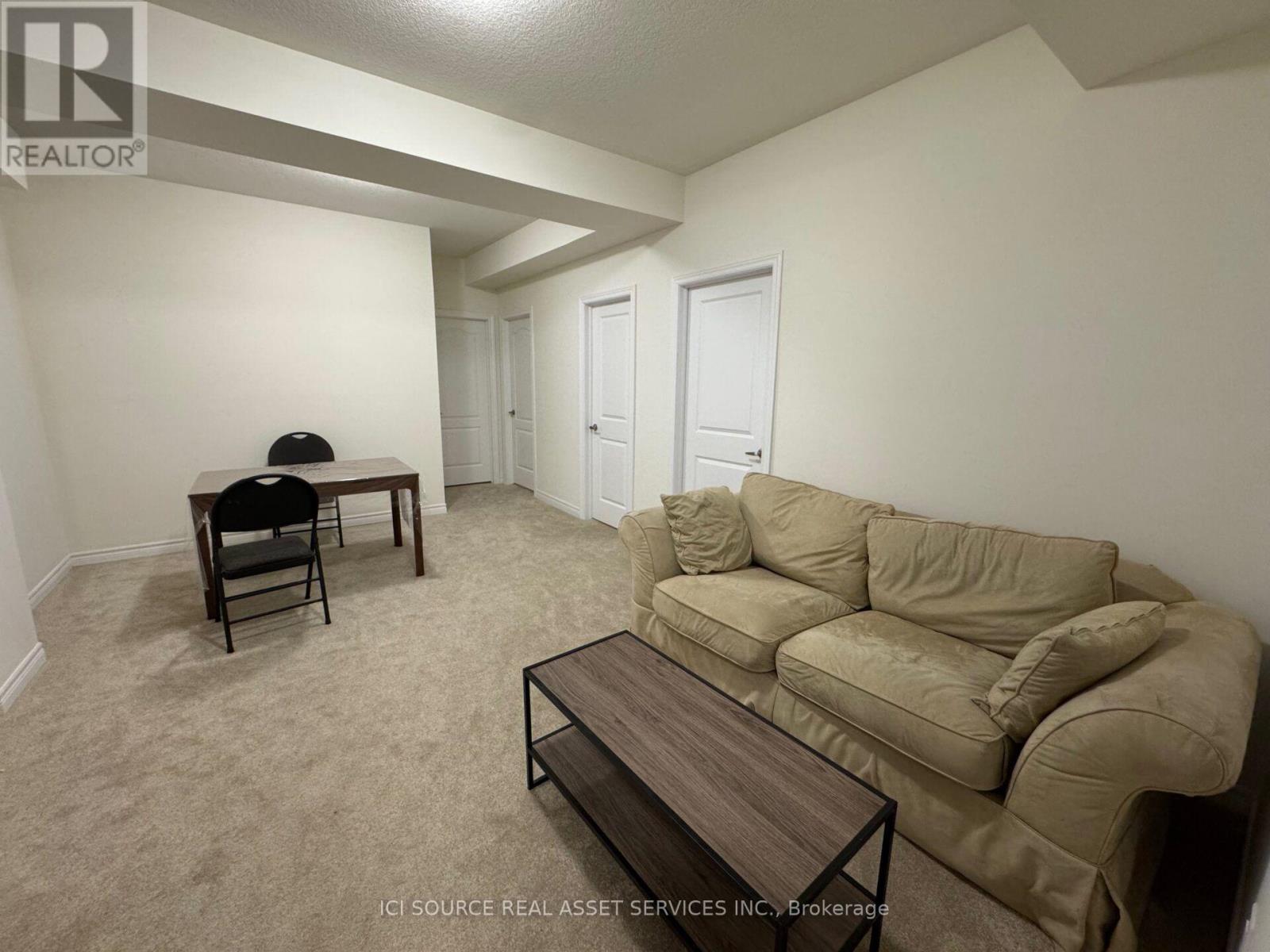 10 Guernsey Drive, Kitchener, Ontario N2R 0S2 - Photo 35 - X13621990