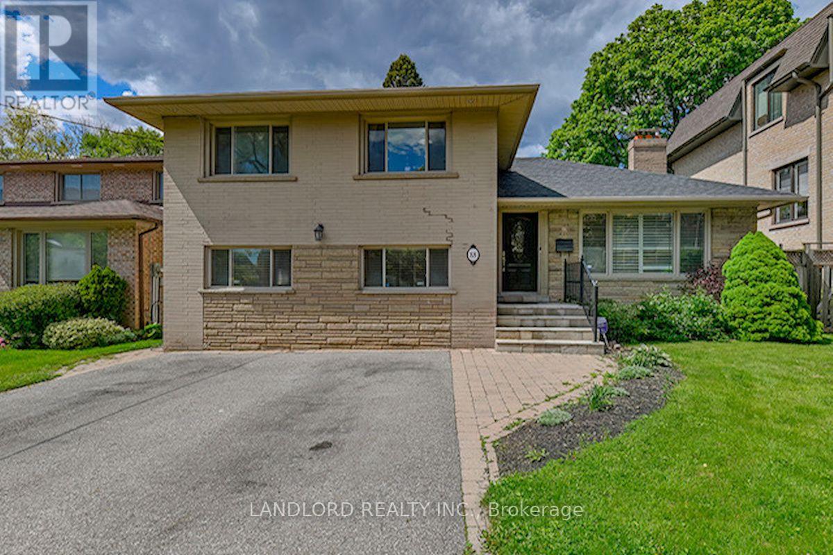 88 Carmichael Avenue, Toronto (Bedford Park-Nortown), Ontario  M5M 2W9 - Photo 21 - C13655574