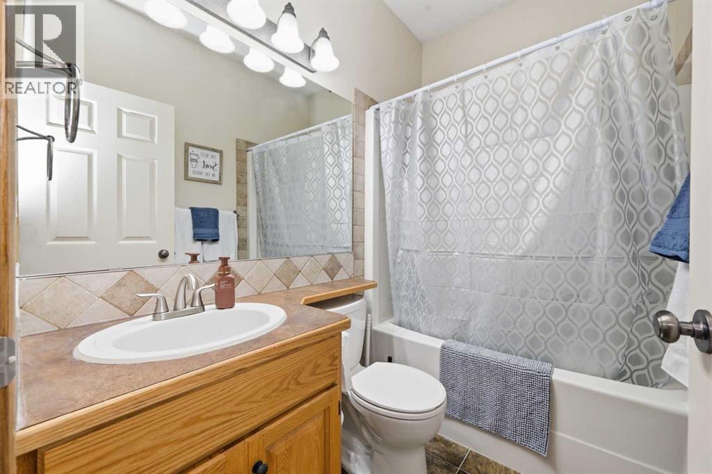 125 Ainsworth Crescent, Red Deer, Alberta  T4R 3B1 - Photo 19 - A2335471