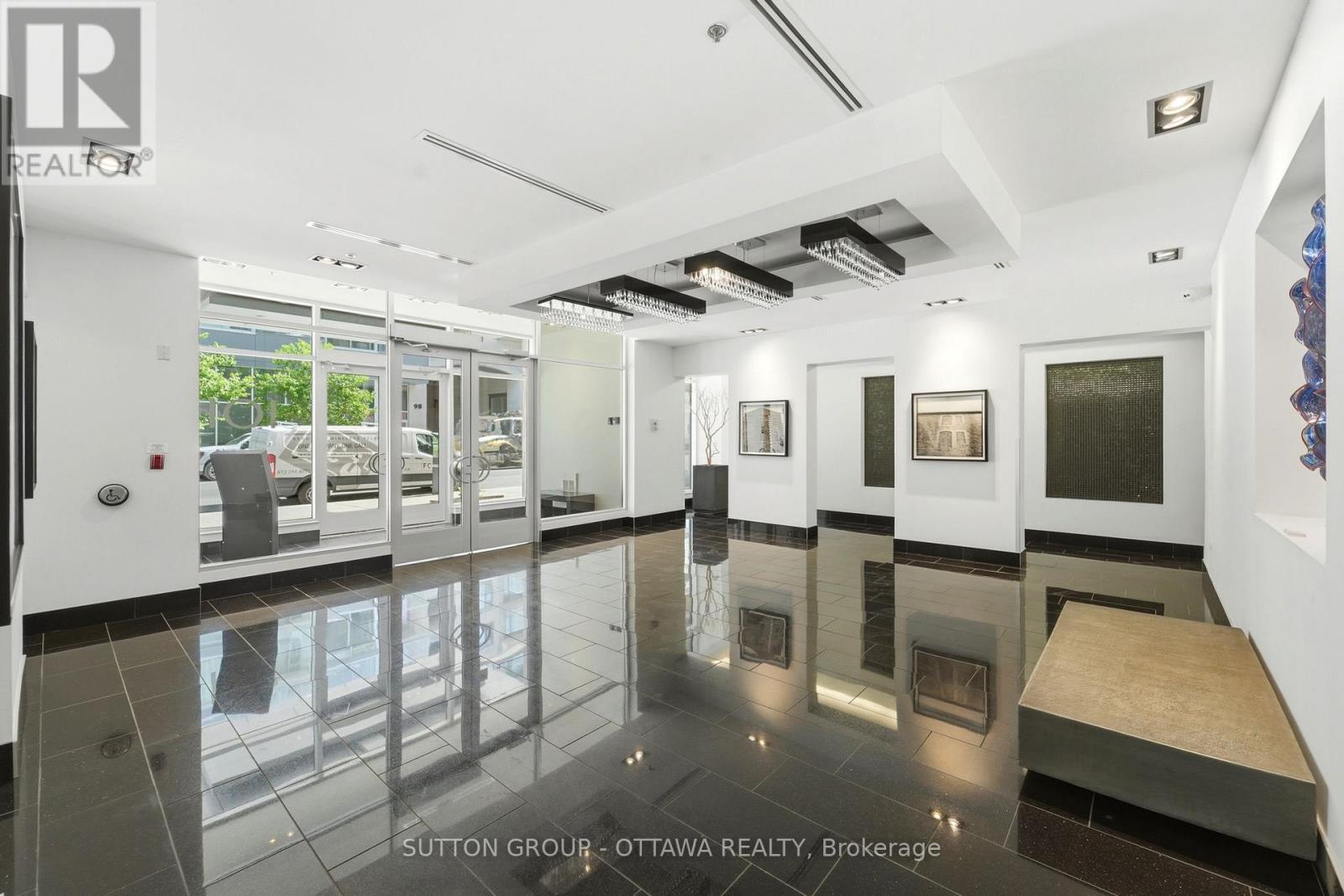 110 - 101 Richmond Road, Ottawa, Ontario  K1Z 0A6 - Photo 3 - X13237894