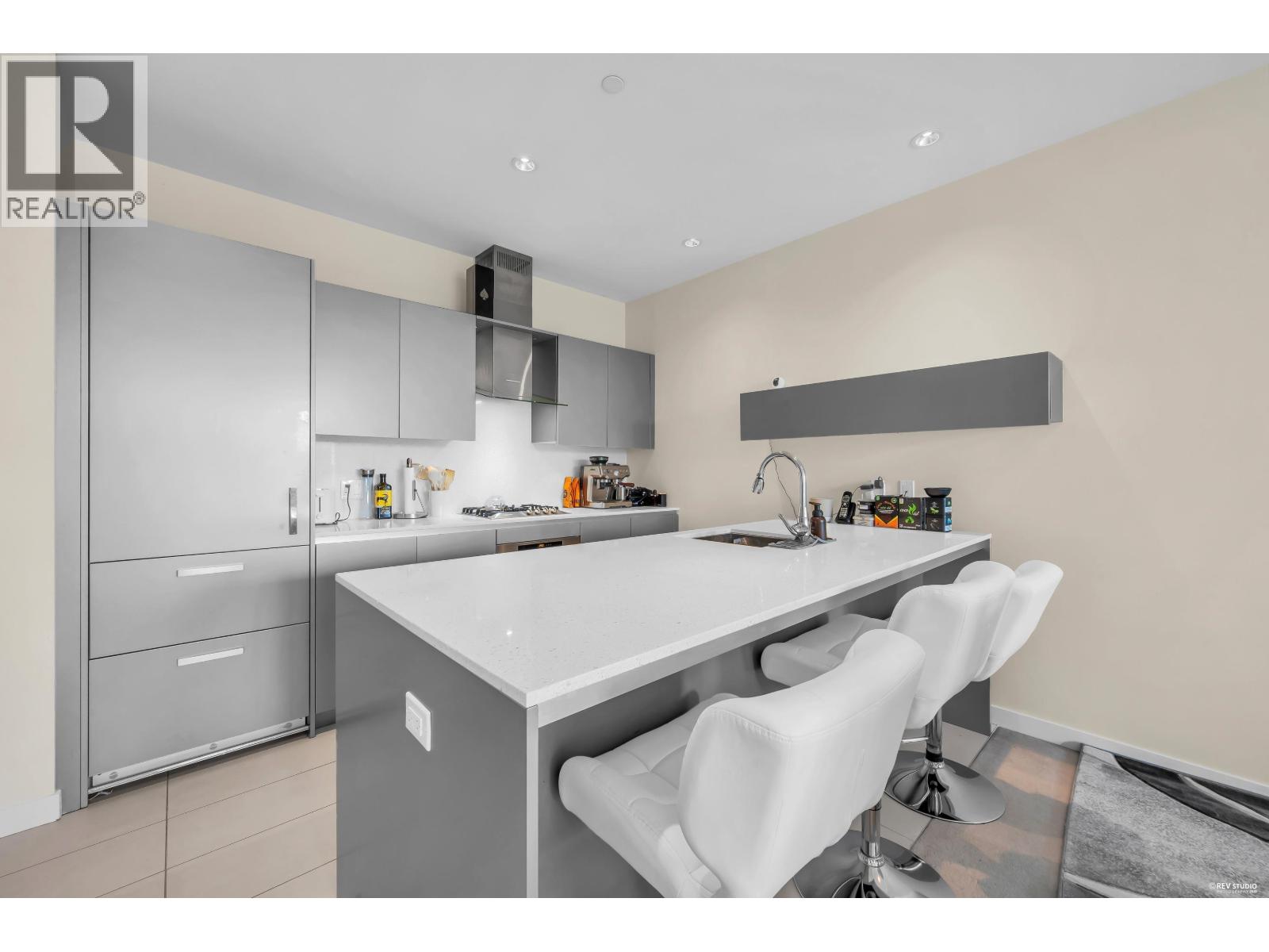 306 5151 Brighouse Way, Richmond, British Columbia V7C 0A6 - Photo 2 - R3153814