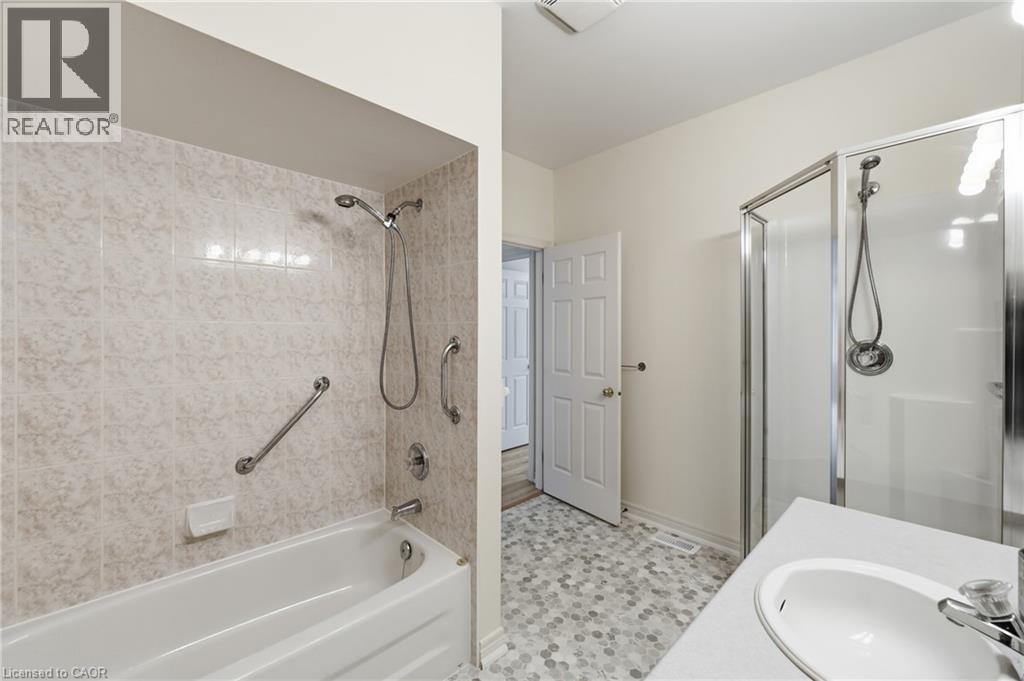 98 Sunibel Drive E, Glanbrook, Ontario  L0R 1W0 - Photo 31 - 40849249