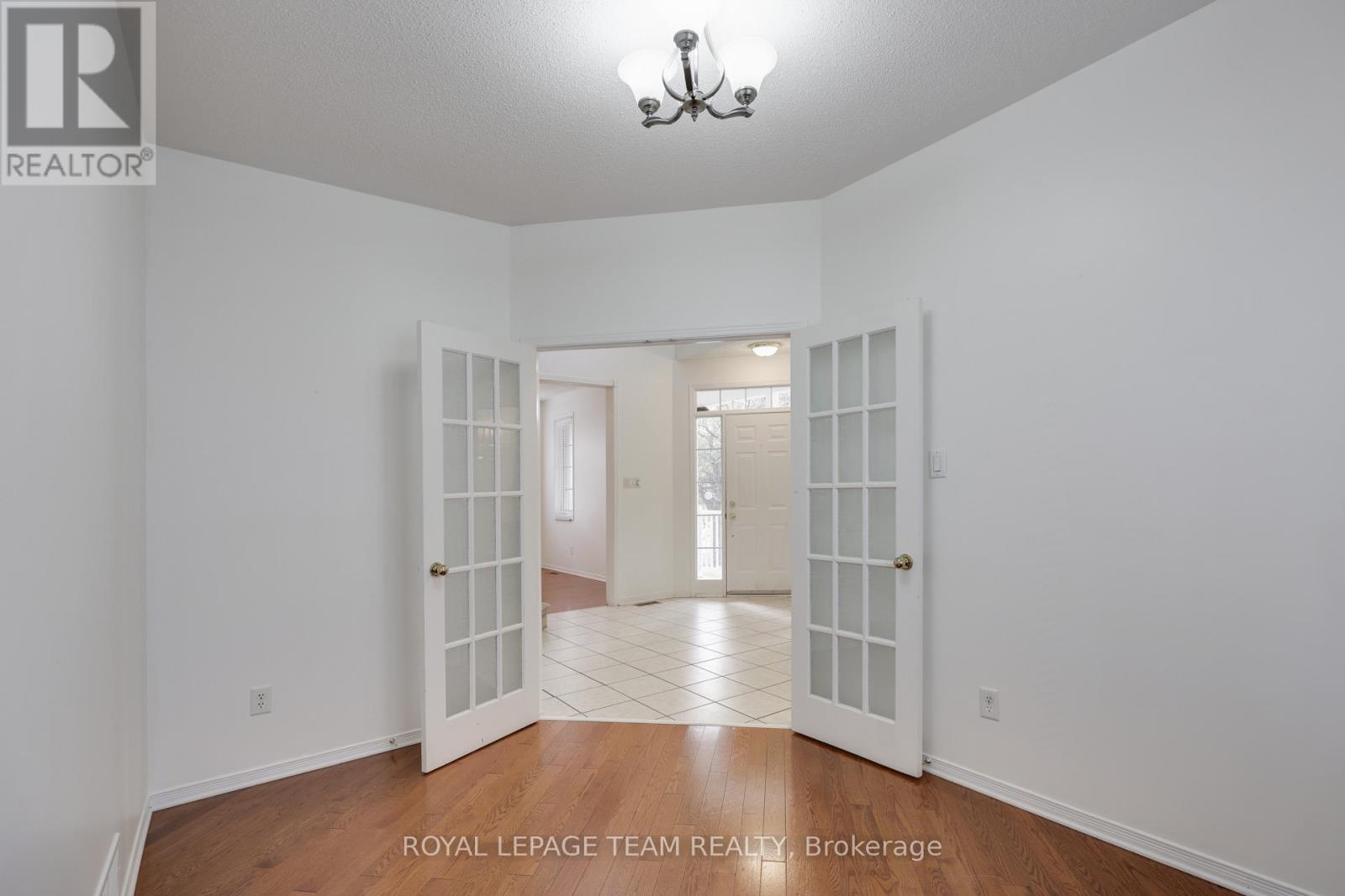 35 Norgold Crescent, Ottawa, Ontario  K2T 1J1 - Photo 9 - X13655604