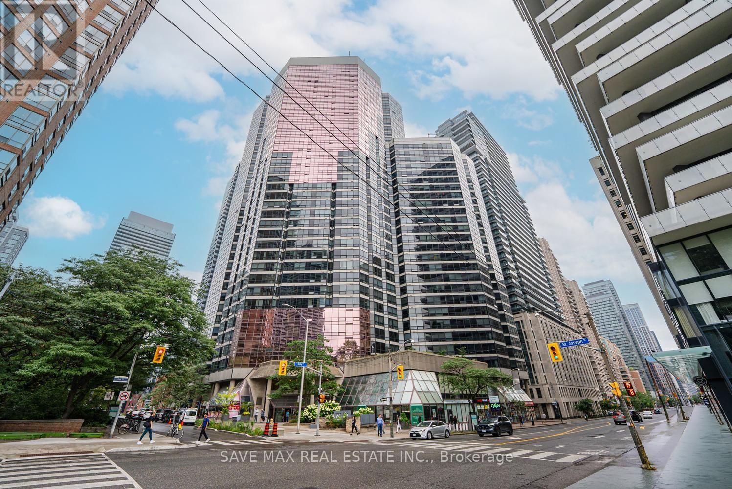 1618 - 1001 BAY STREET, Toronto, Ontario