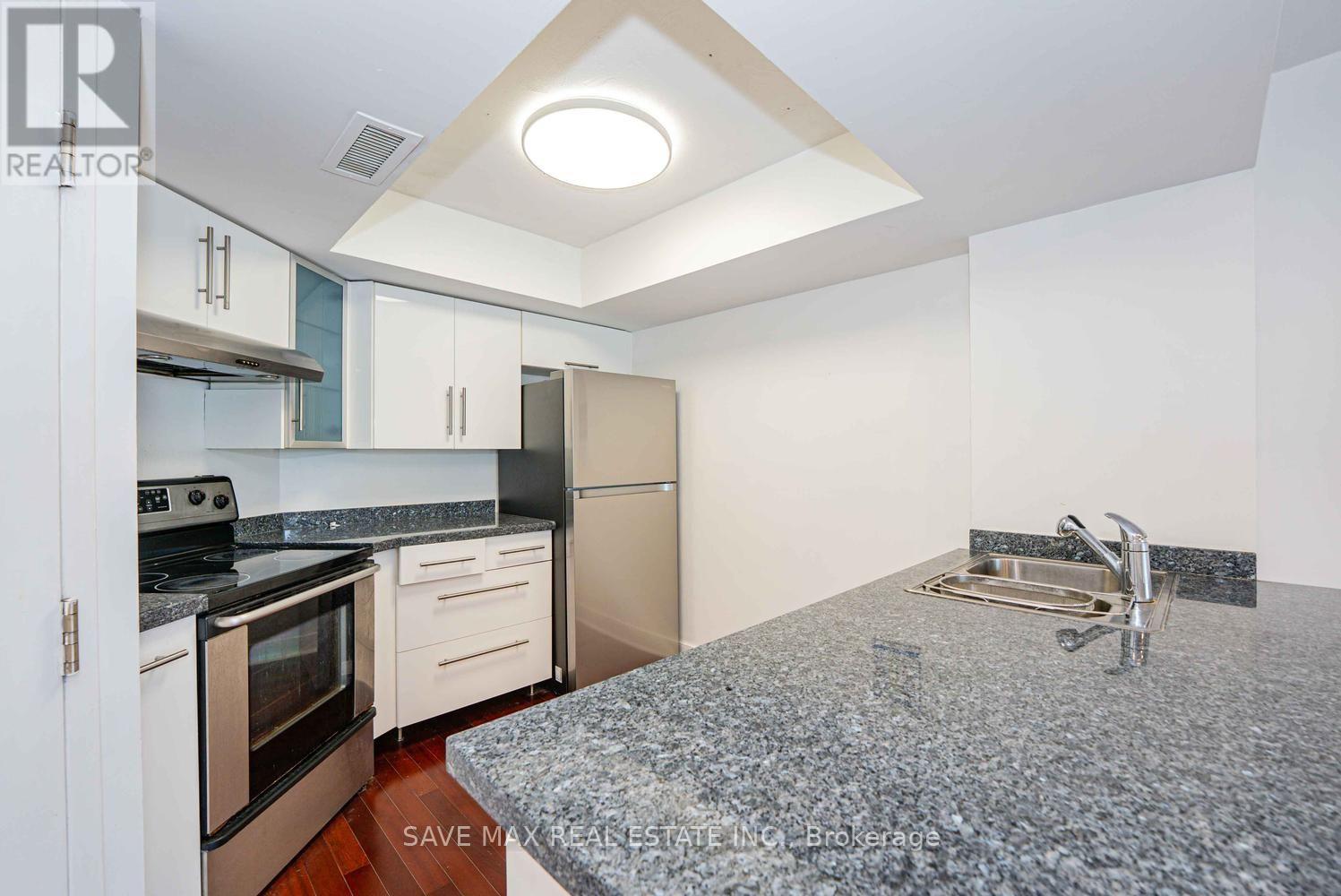 1618 - 1001 Bay Street, Toronto, Ontario  M5S 3A6 - Photo 14 - C13655586