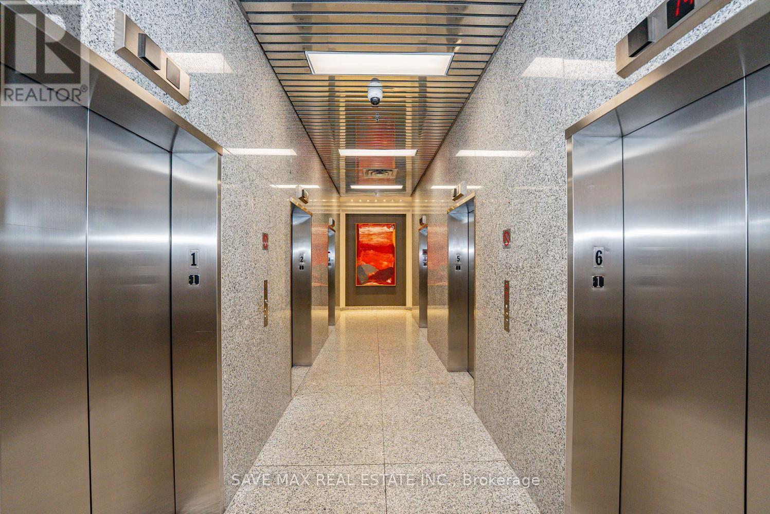 1618 - 1001 Bay Street, Toronto, Ontario  M5S 3A6 - Photo 3 - C13655586