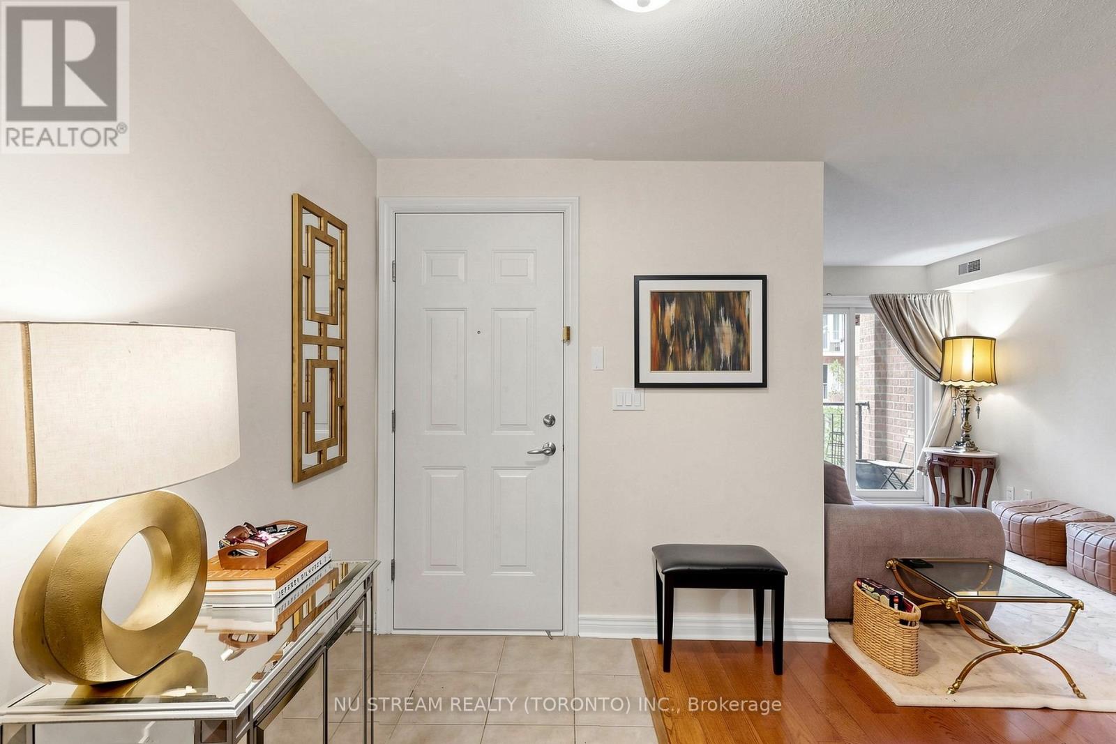 201 - 10 Brian Peck Crescent, Toronto, Ontario  M4G 4K4 - Photo 12 - C13655610