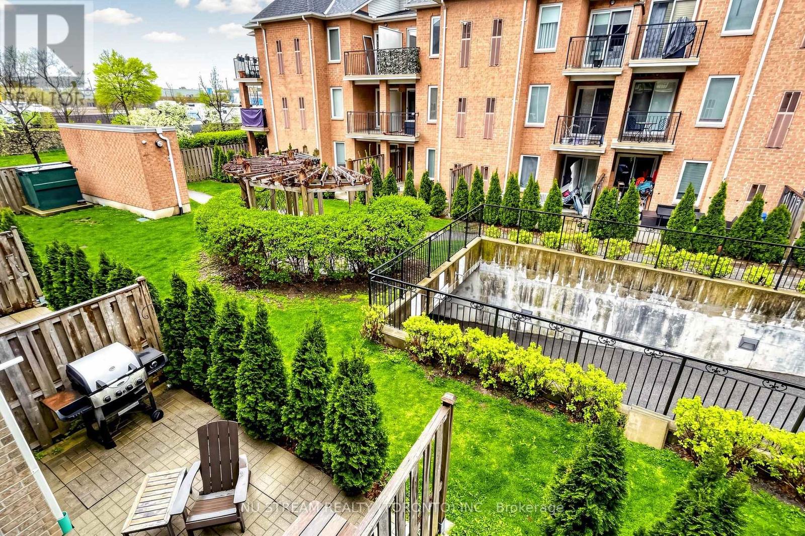 201 - 10 Brian Peck Crescent, Toronto, Ontario  M4G 4K4 - Photo 19 - C13655610