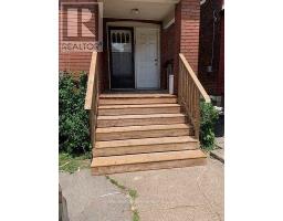 1 - 33 SENATOR AVENUE, Hamilton, Ontario
