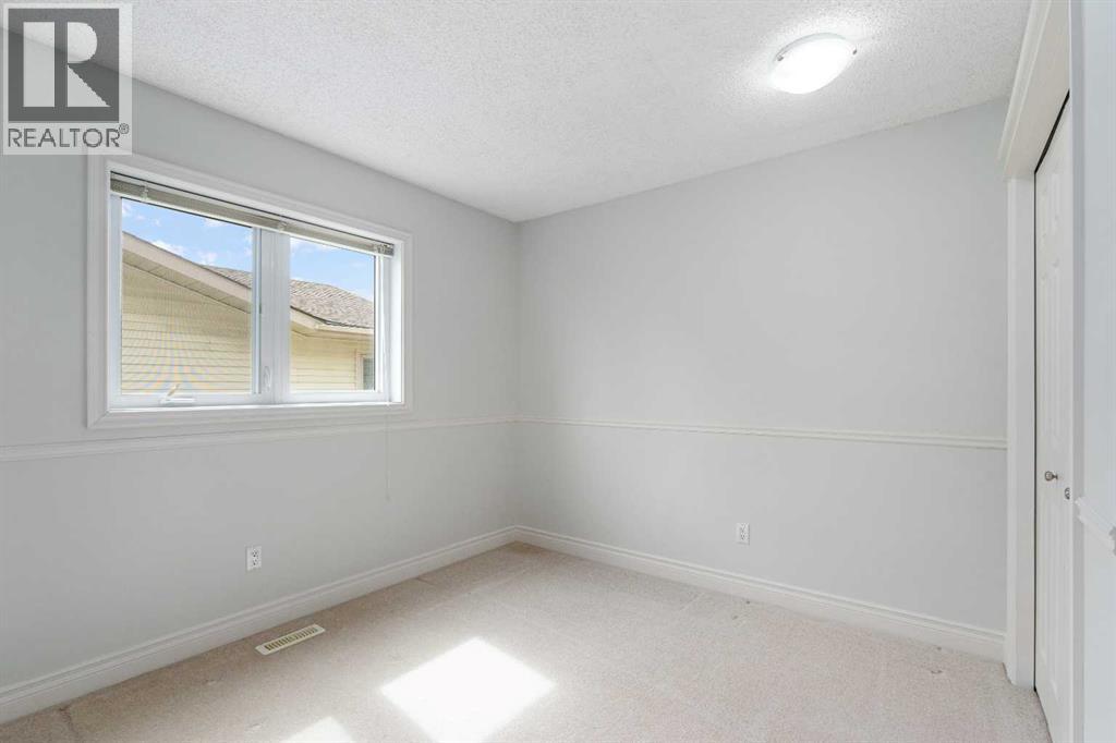 112 Hawkford Crescent NW, Calgary, Alberta  T3G 3G4 - Photo 33 - A2322536