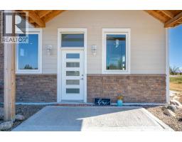 517 6A Street N, Champion, Alberta