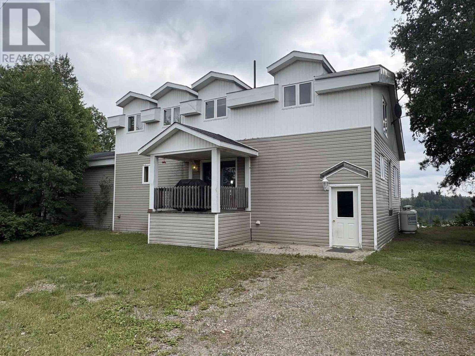 25 Mulligans Bay Rd, Chapleau, Ontario  P0M 1K0 - Photo 2 - SM261985
