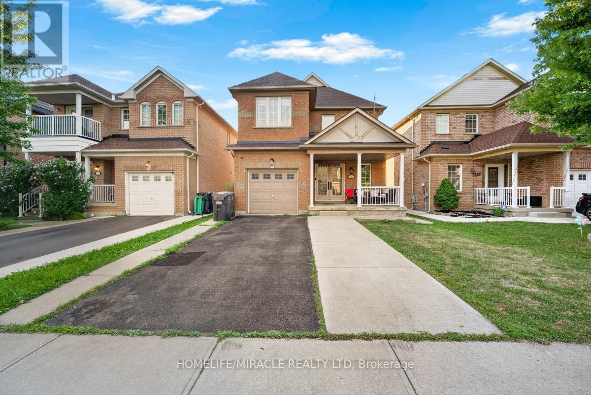 21 Chalkfarm Crescent, Brampton, Ontario  L7A 3V8 - Photo 2 - W13627506