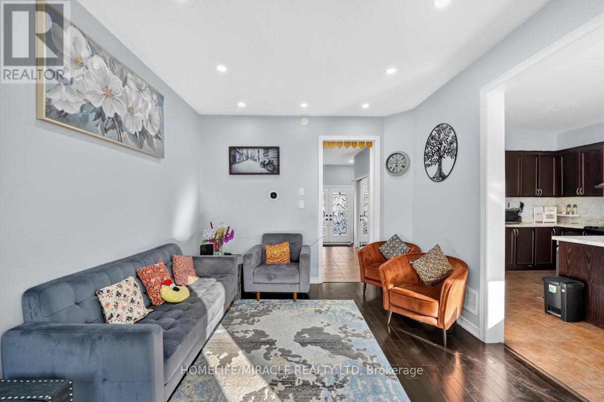 21 Chalkfarm Crescent, Brampton, Ontario  L7A 3V8 - Photo 11 - W13627506