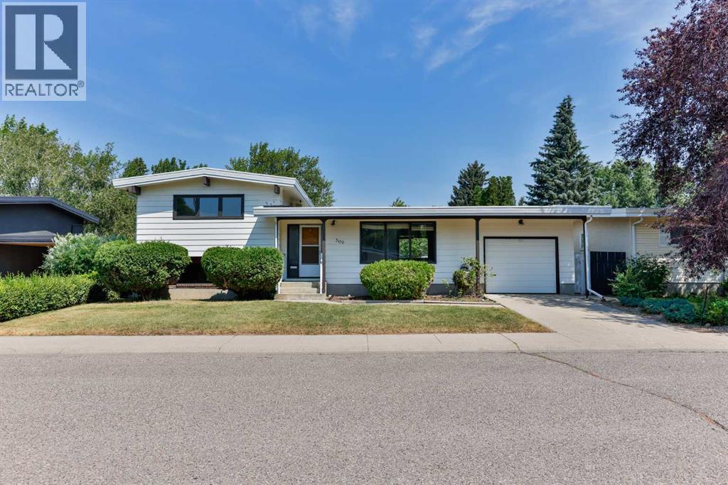 309 Normandy Road S, Lethbridge, Alberta  T1J 3X9 - Photo 1 - A2333049