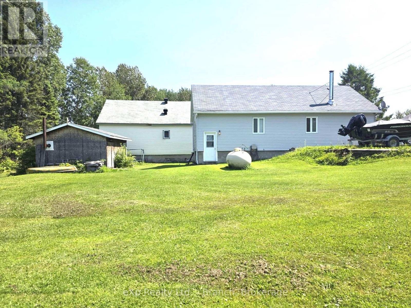 34 Third Avenue, Kirkland Lake, Ontario  P0K 1L0 - Photo 4 - T13655662