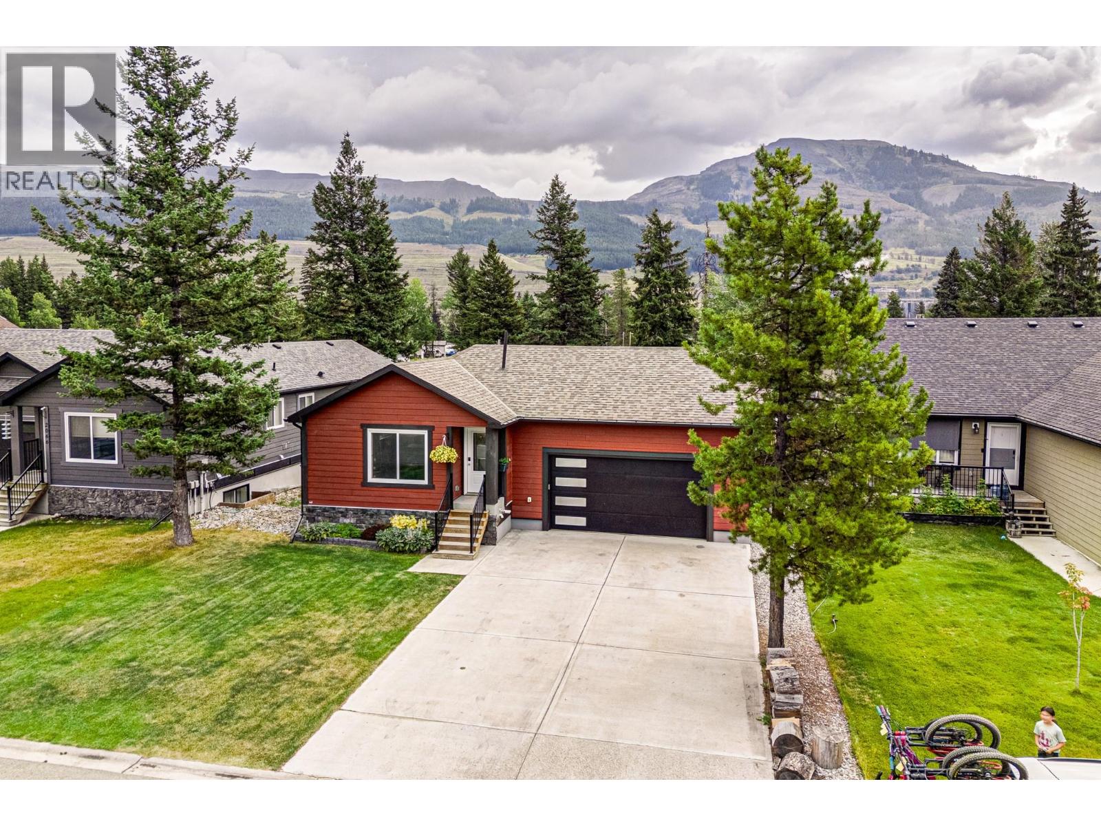 2064 Golden Eagle Drive, Sparwood, British Columbia  V0B 2G2 - Photo 65 - 10395781