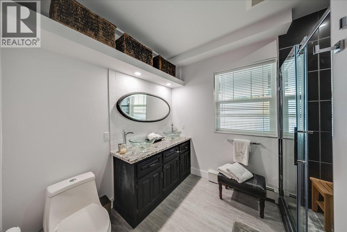 1195 Tamarac Avenue, Trail, British Columbia  V1R 4H8 - Photo 16 - 10397175