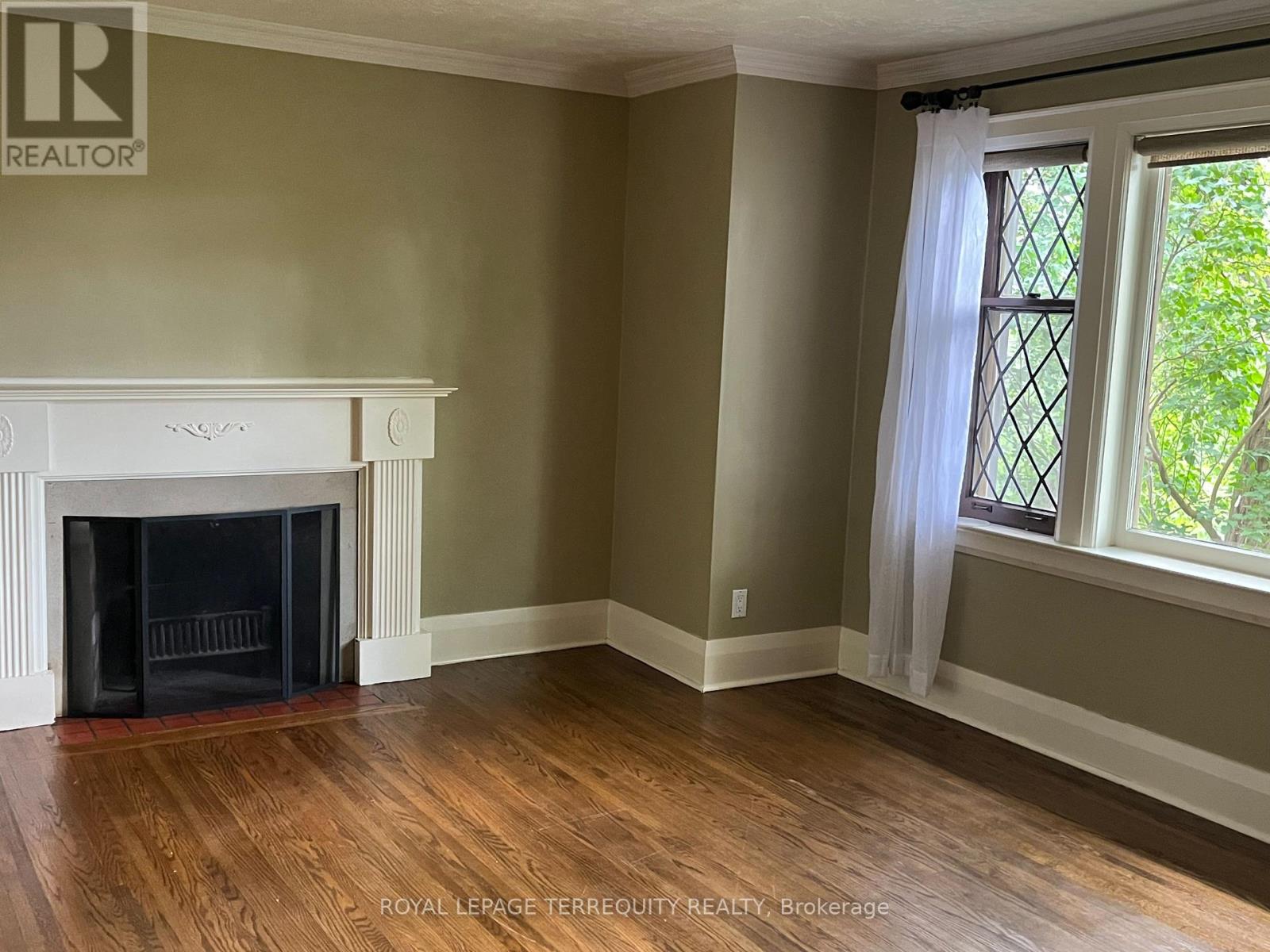 25 Halford Avenue, Toronto, Ontario M6S 4G1 - Photo 4 - W13655642