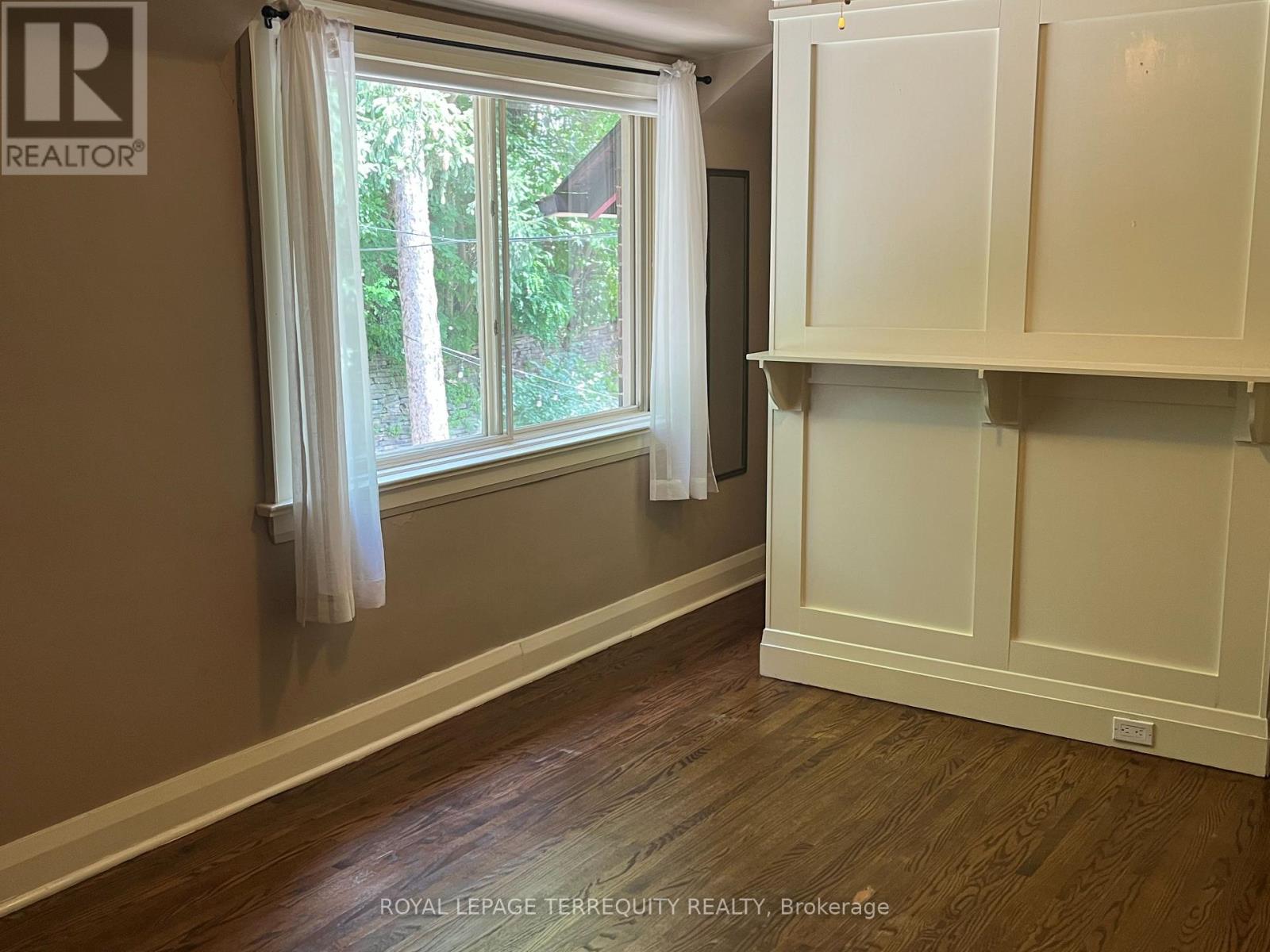 25 Halford Avenue, Toronto, Ontario M6S 4G1 - Photo 9 - W13655642