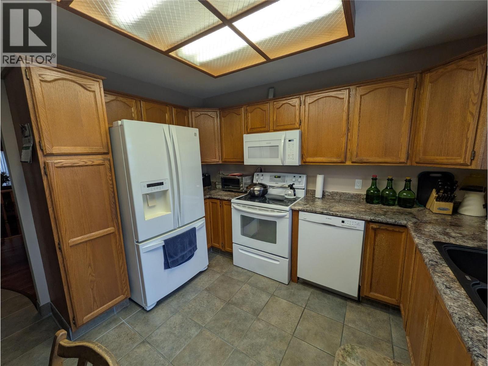 245 Felix Road, Kelowna, British Columbia  V1X 6X8 - Photo 16 - 10392204