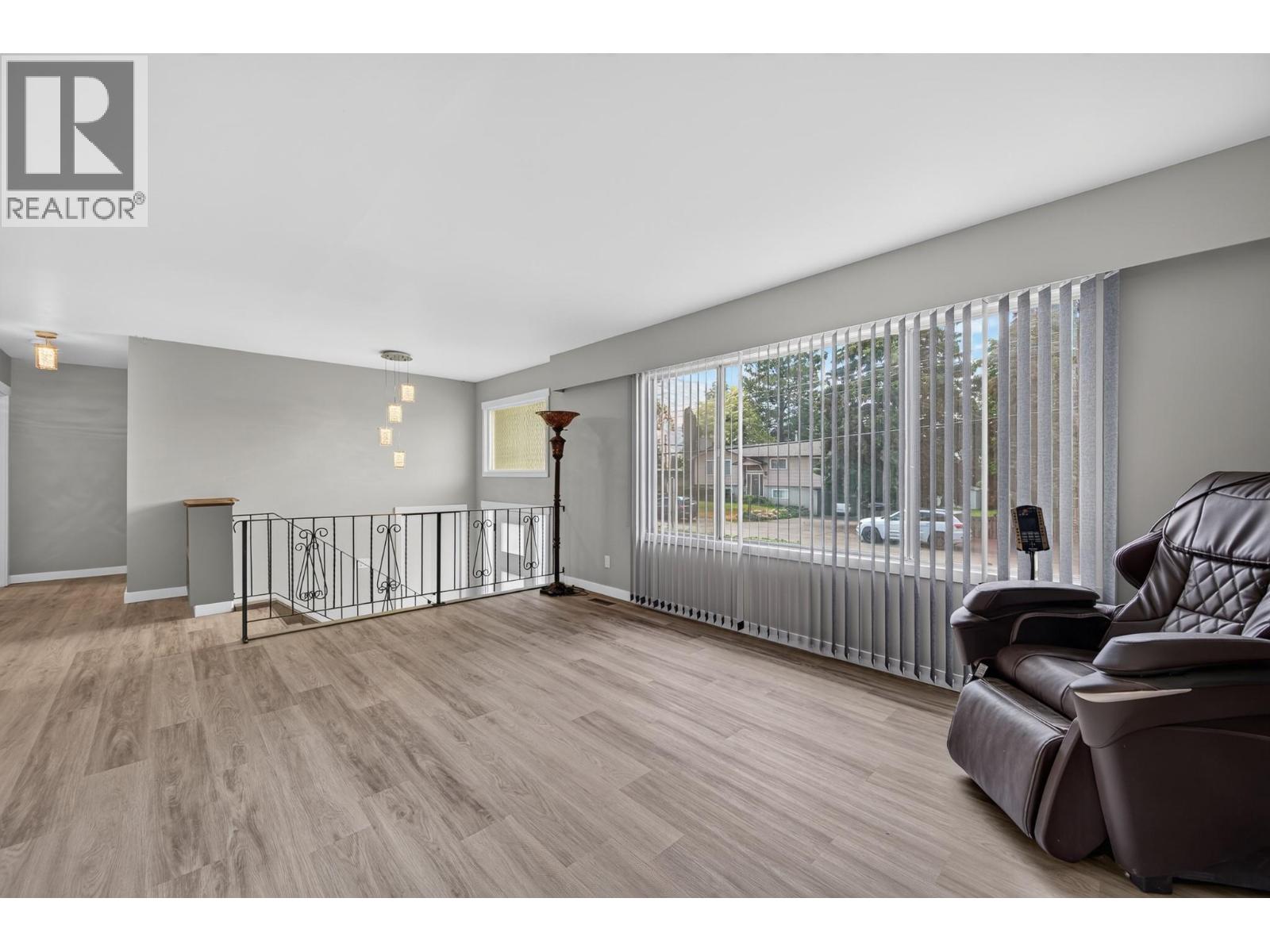 816 Bebek Road, Kamloops, British Columbia  V2B 6P1 - Photo 4 - 10394538