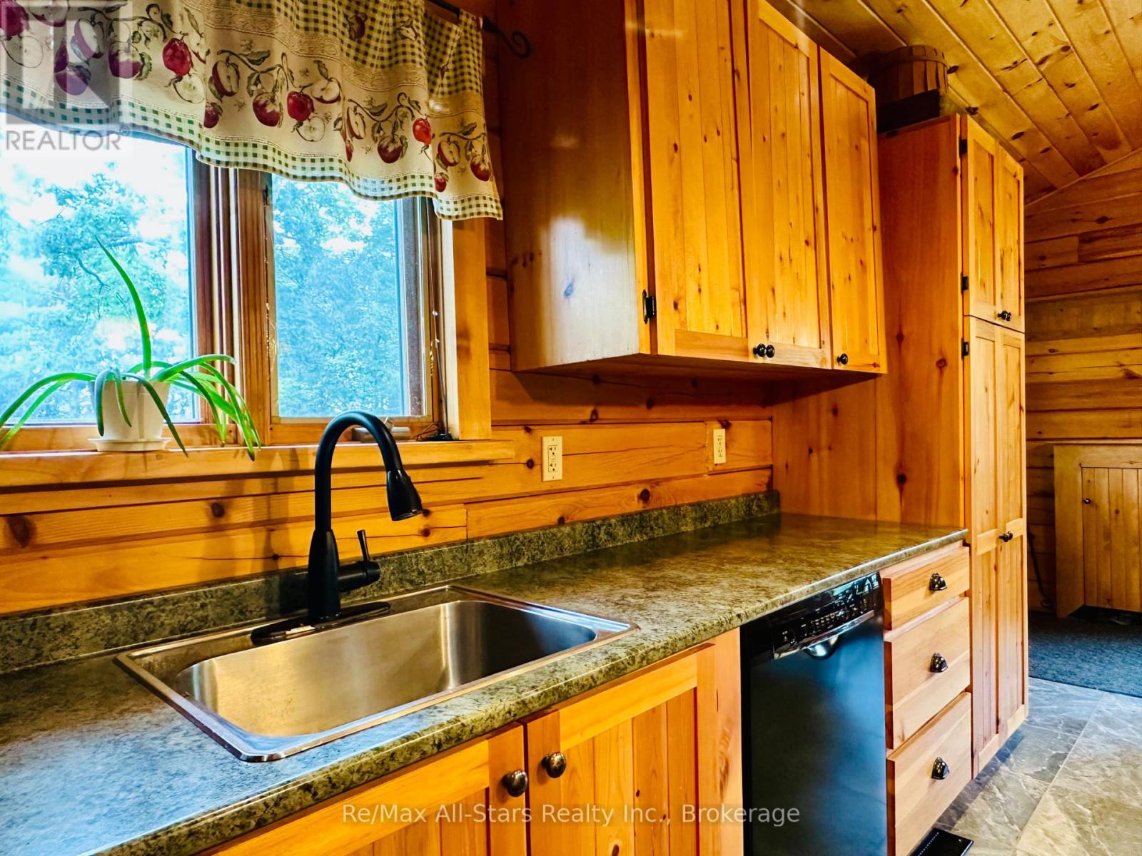 7140 Highway 28, North Kawartha, Ontario  K0L 3E0 - Photo 9 - X13655708