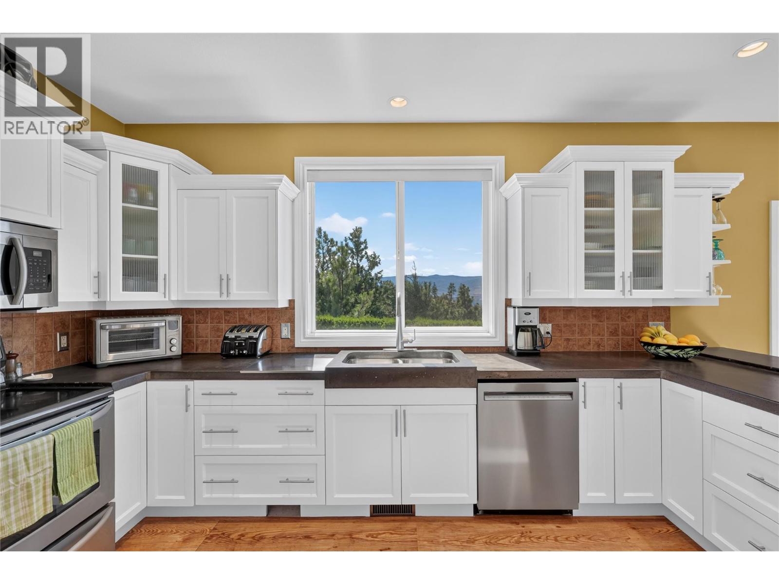 1124 Peak Point Drive, West Kelowna, British Columbia  V1Z 4A9 - Photo 16 - 10393752