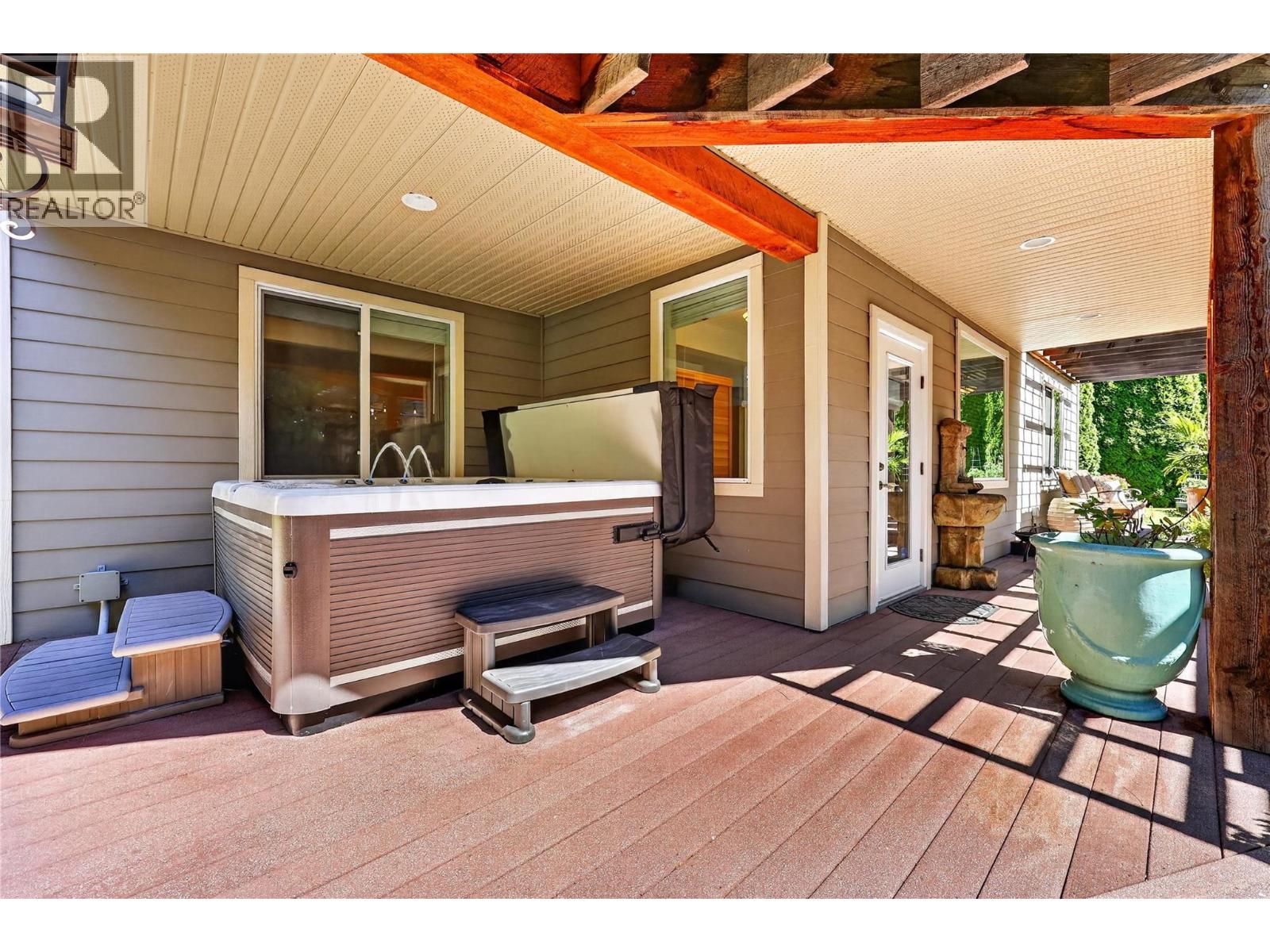 1124 Peak Point Drive, West Kelowna, British Columbia  V1Z 4A9 - Photo 52 - 10393752