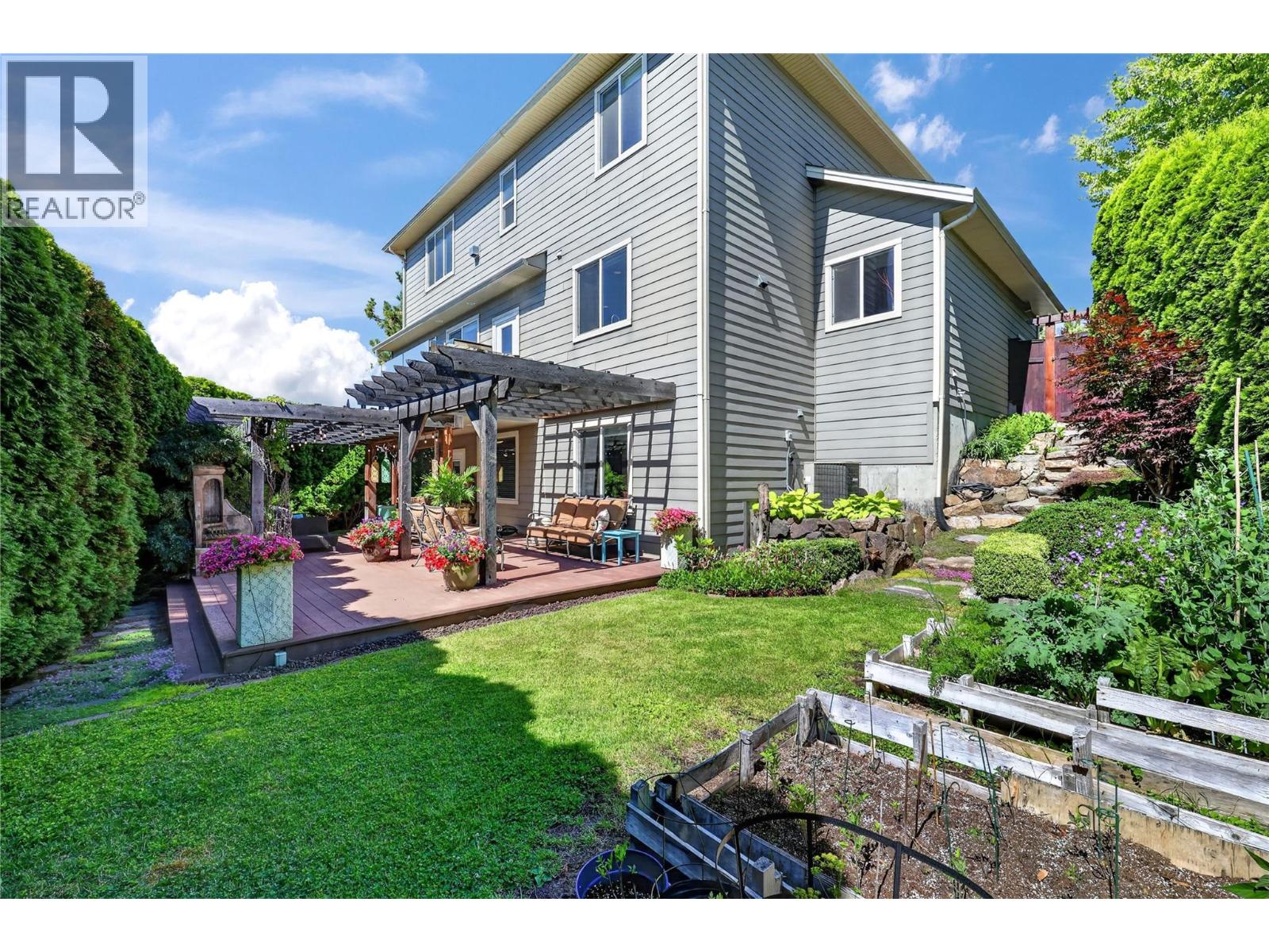 1124 Peak Point Drive, West Kelowna, British Columbia  V1Z 4A9 - Photo 60 - 10393752