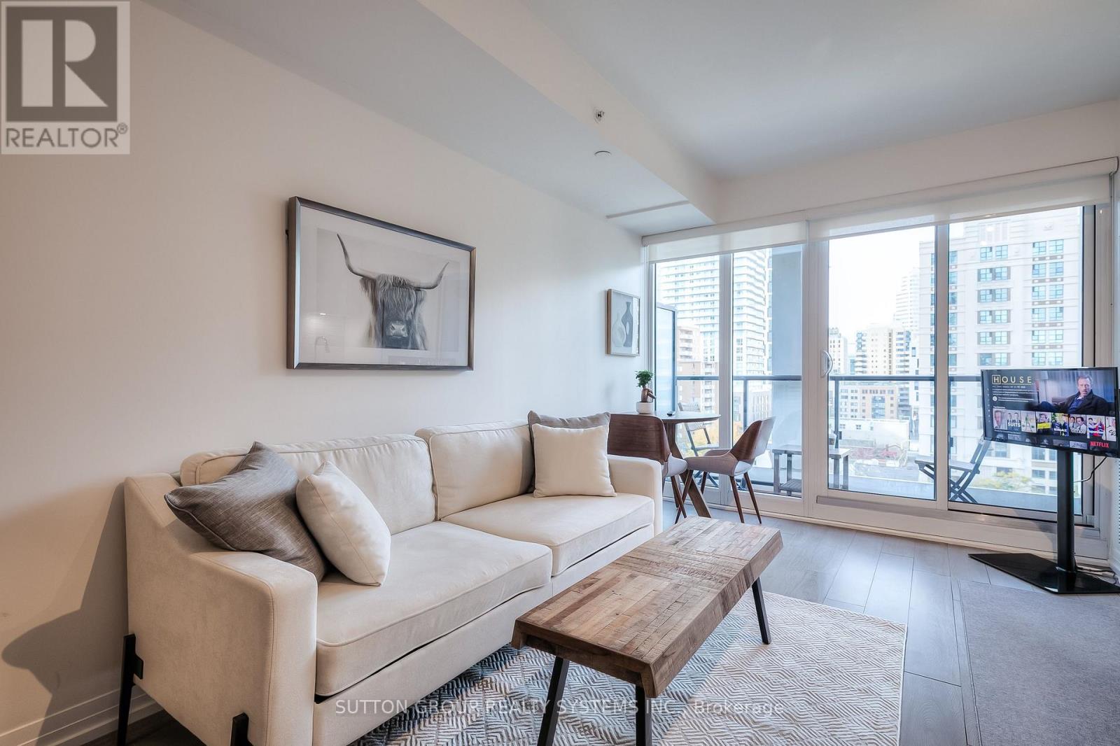 731 - 251 Jarvis Street, Toronto, Ontario M5B 0C3 - Photo 2 - C13655670