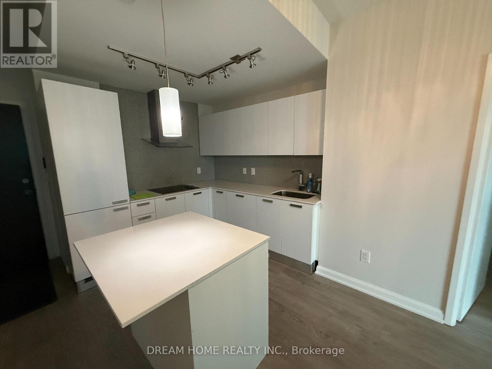 2506 - 9 Bogert Avenue, Toronto, Ontario M2N 0H3 - Photo 3 - C13655676