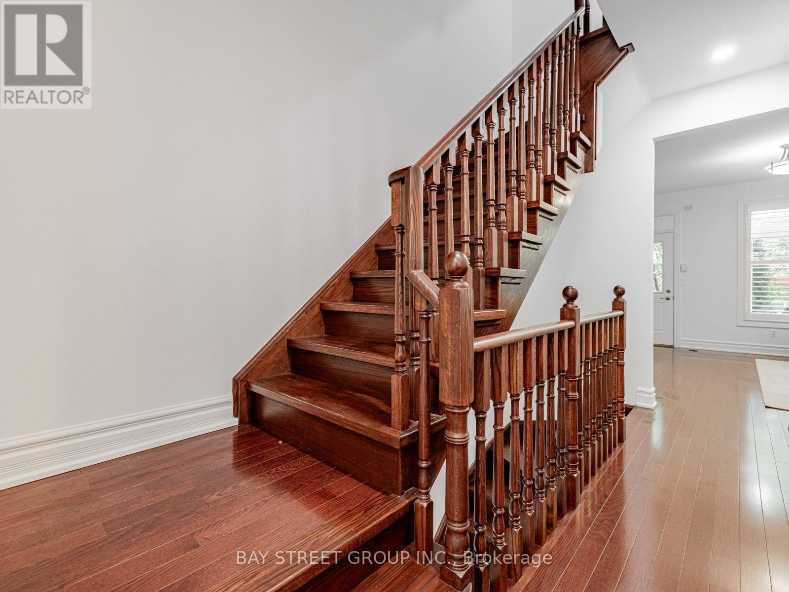 35 William Poole Way, Toronto, Ontario  M2N 7A6 - Photo 12 - C13655706