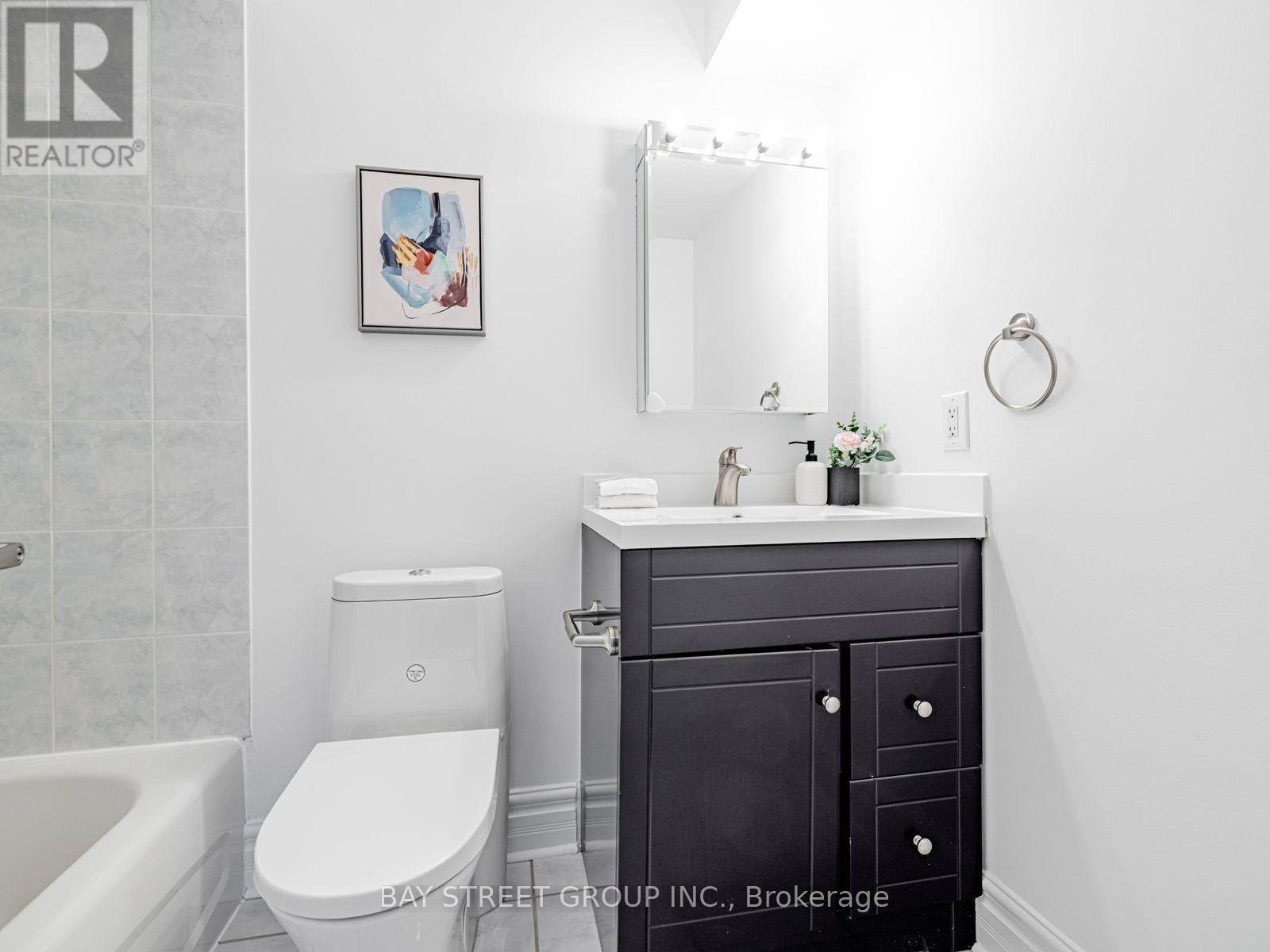 35 William Poole Way, Toronto, Ontario  M2N 7A6 - Photo 26 - C13655706