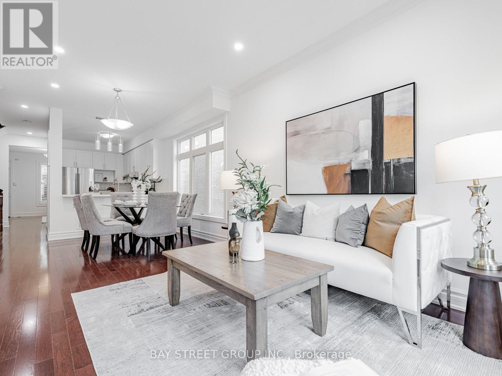 35 William Poole Way, Toronto, Ontario  M2N 7A6 - Photo 6 - C13655706