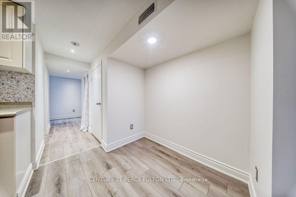 36 Merryfield Drive, Toronto, Ontario  M1P 1J5 - Photo 13 - E13655696