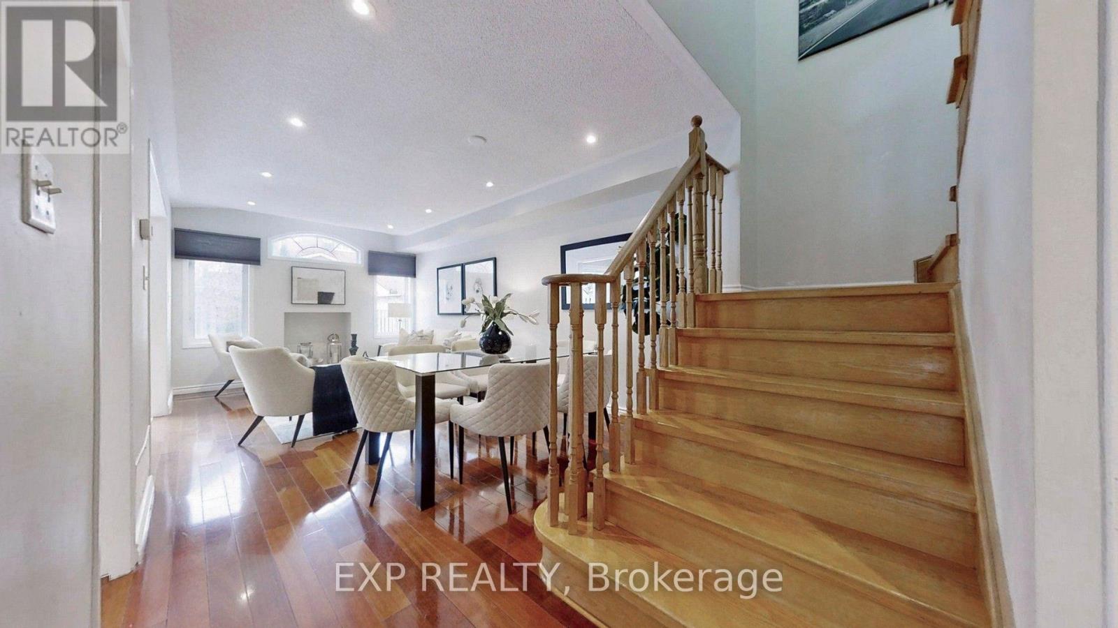 8 Hacienda Drive, Richmond Hill, Ontario  L4E 3X1 - Photo 15 - N13655668