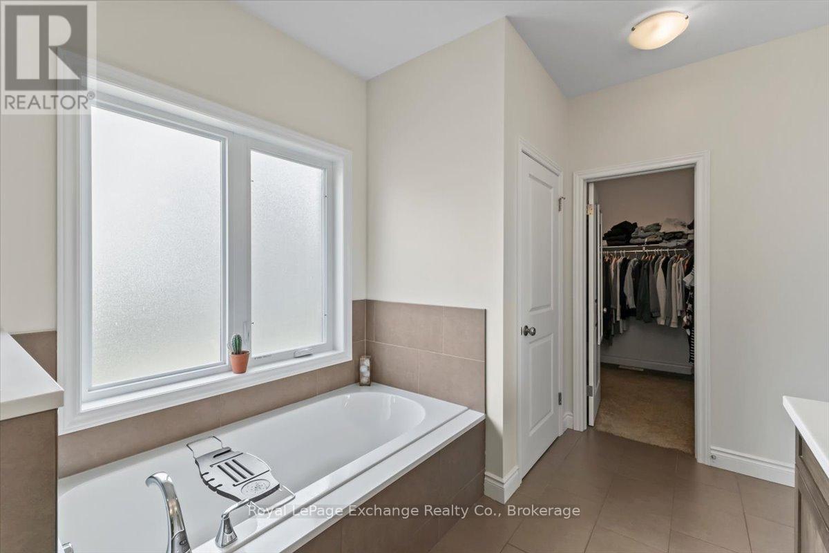 429 Mccullough Crescent, Kincardine, Ontario  N2Z 0A8 - Photo 15 - X13655710