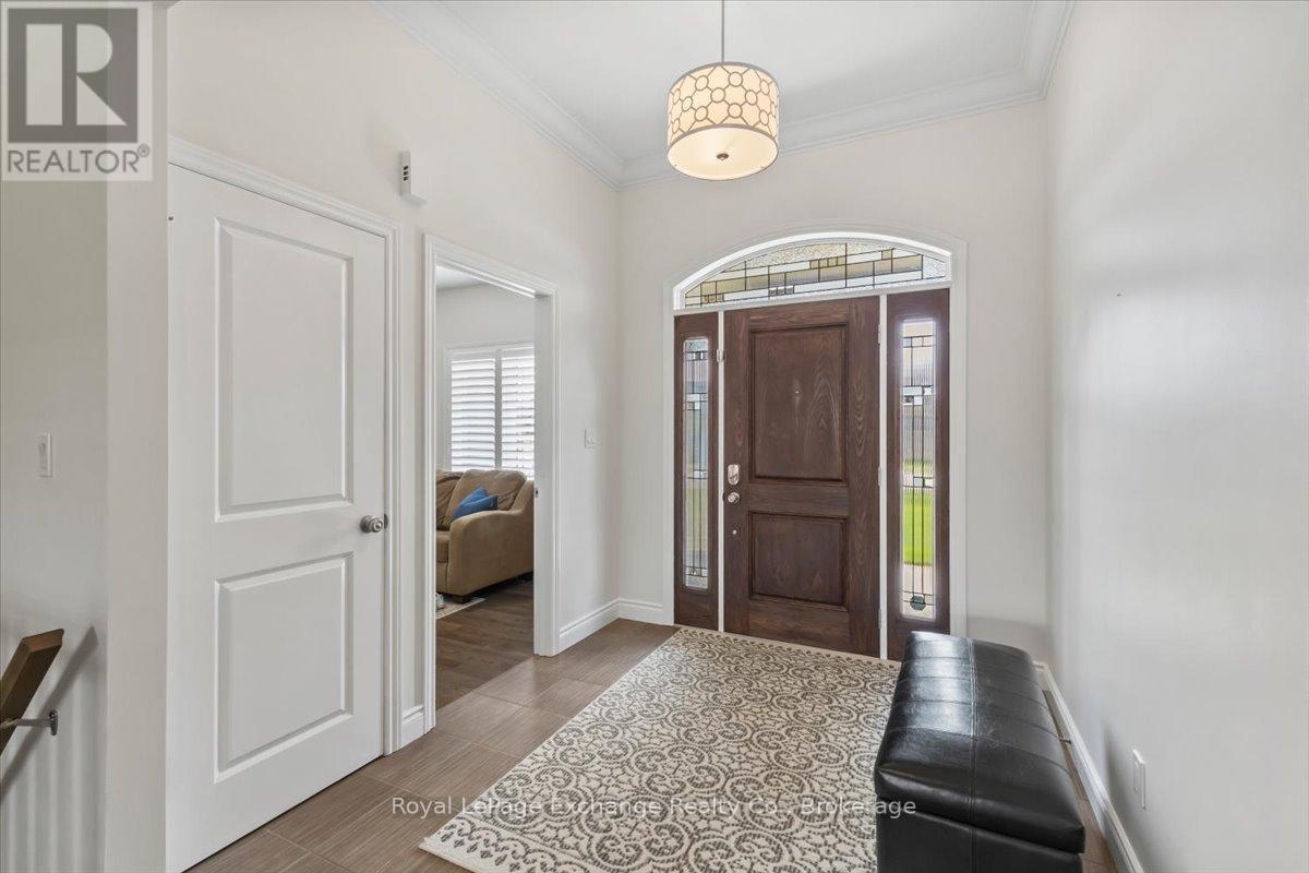 429 Mccullough Crescent, Kincardine, Ontario  N2Z 0A8 - Photo 4 - X13655710