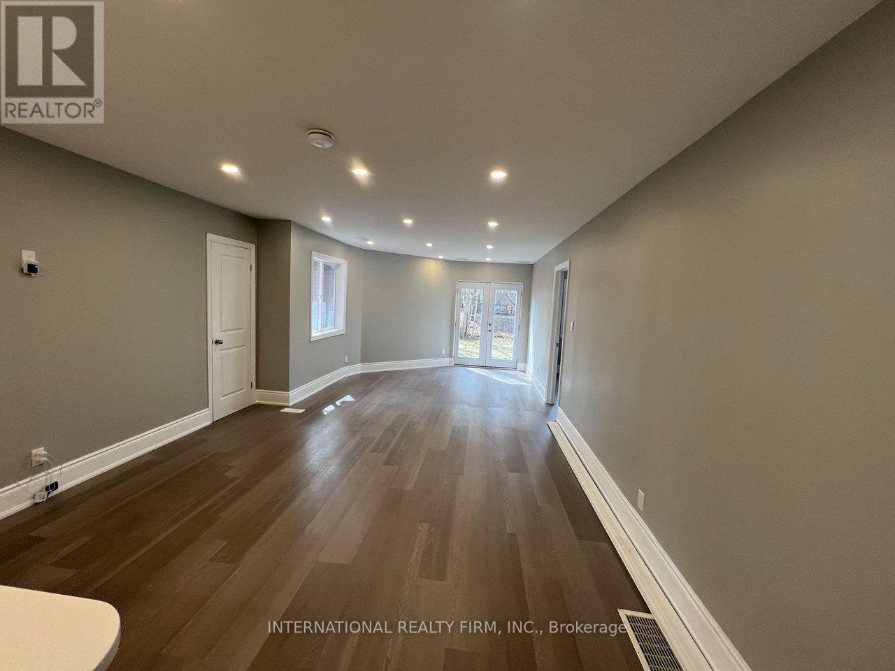 Main- Half - 73 Murray Drive, Aurora, Ontario L4G 2C2 - Photo 19 - N13655512