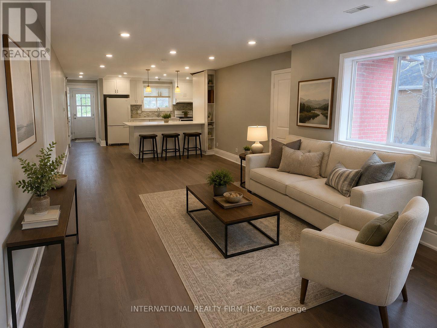 Main- Half - 73 Murray Drive, Aurora, Ontario L4G 2C2 - Photo 7 - N13655512