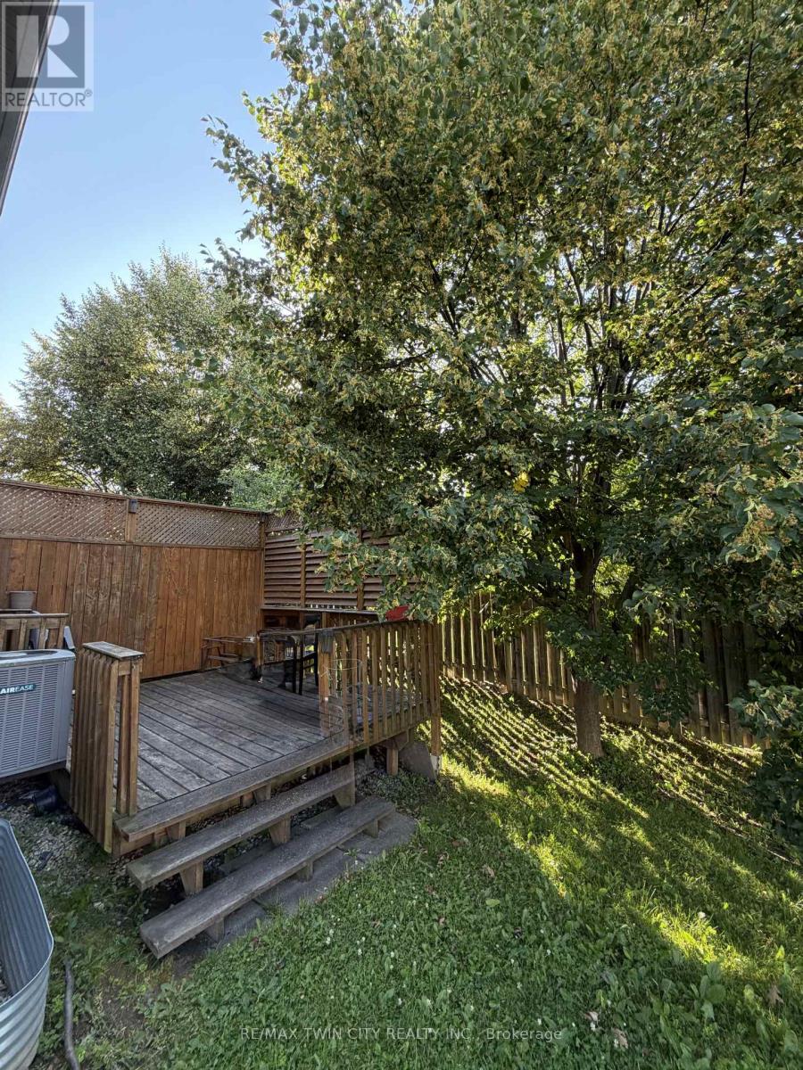 A8 - 20 David Bergey Drive, Kitchener, Ontario  N2E 0B1 - Photo 3 - X13655674