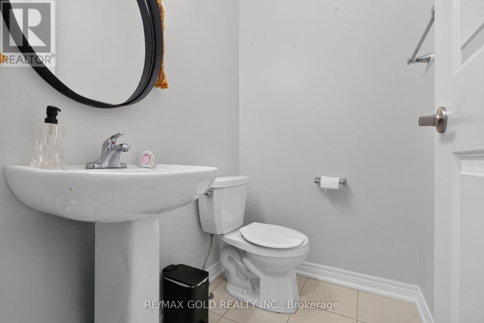 347 Raymond Road, Hamilton, Ontario  L9K 0G8 - Photo 8 - X13655698