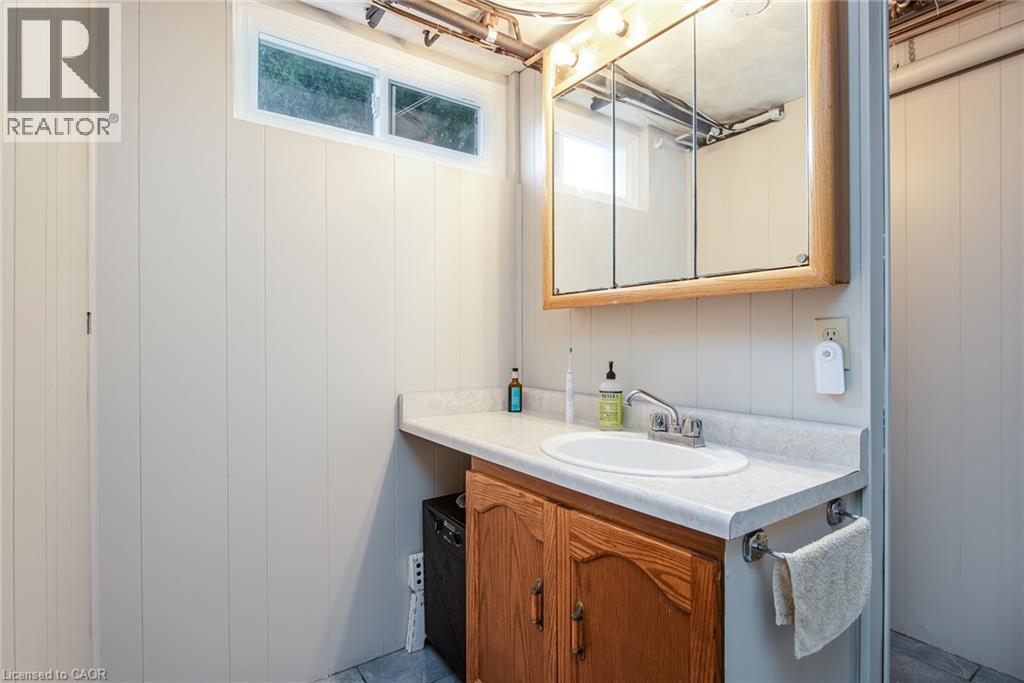 13 Lewis Street, New Hamburg, Ontario  N3A 1P5 - Photo 46 - 40854373