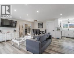 1559 Duncan Court, Kelowna, British Columbia  V1P 1L2 - Photo 4 - 10394408