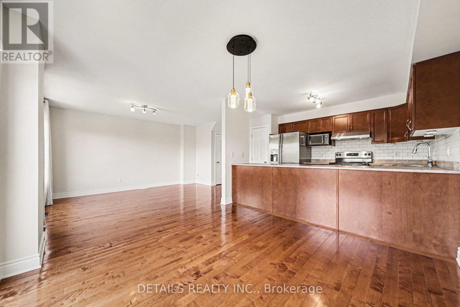 261 Parkin Circle, Ottawa, Ontario  K1T 4G8 - Photo 4 - X13655720